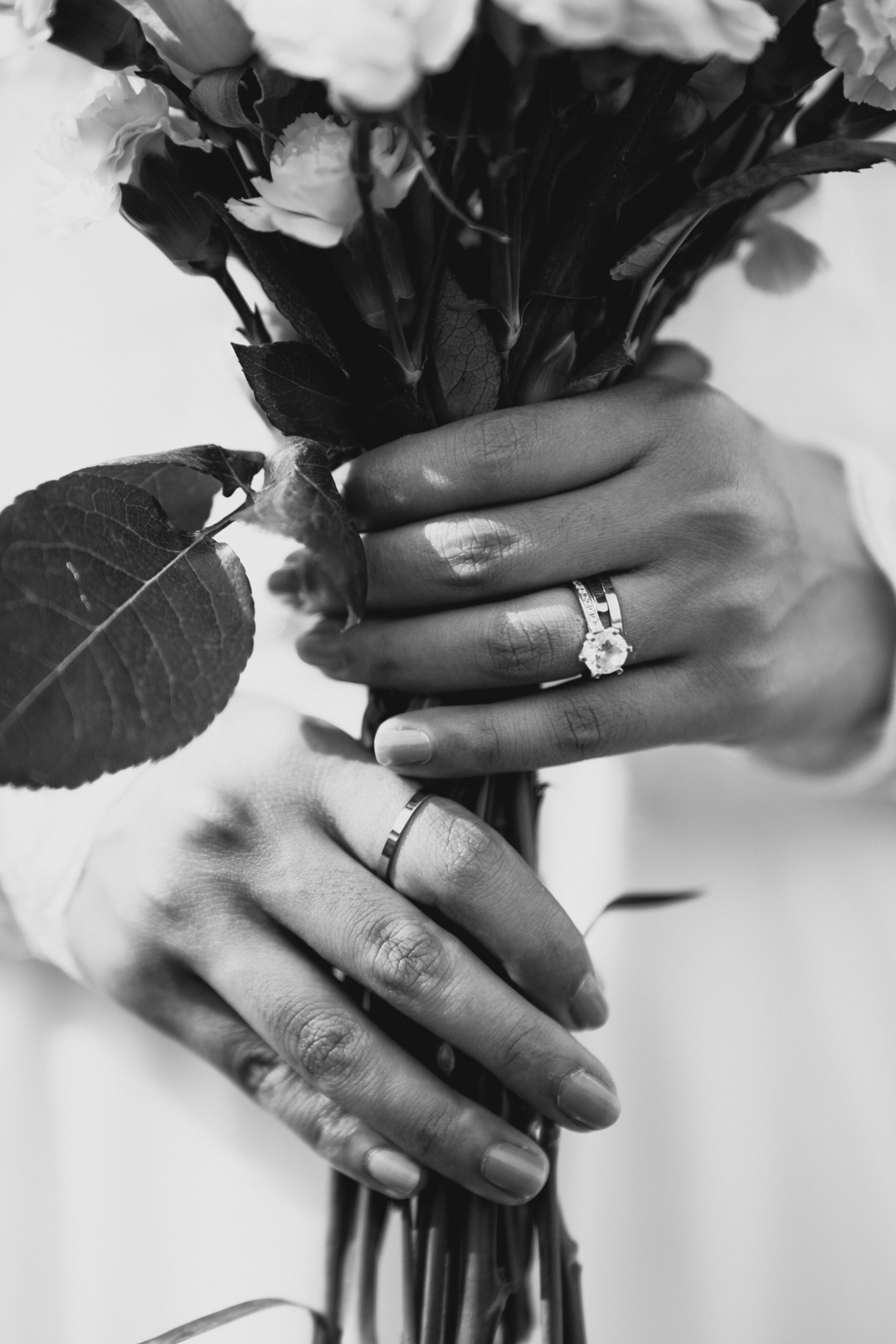 bride holding bouquet