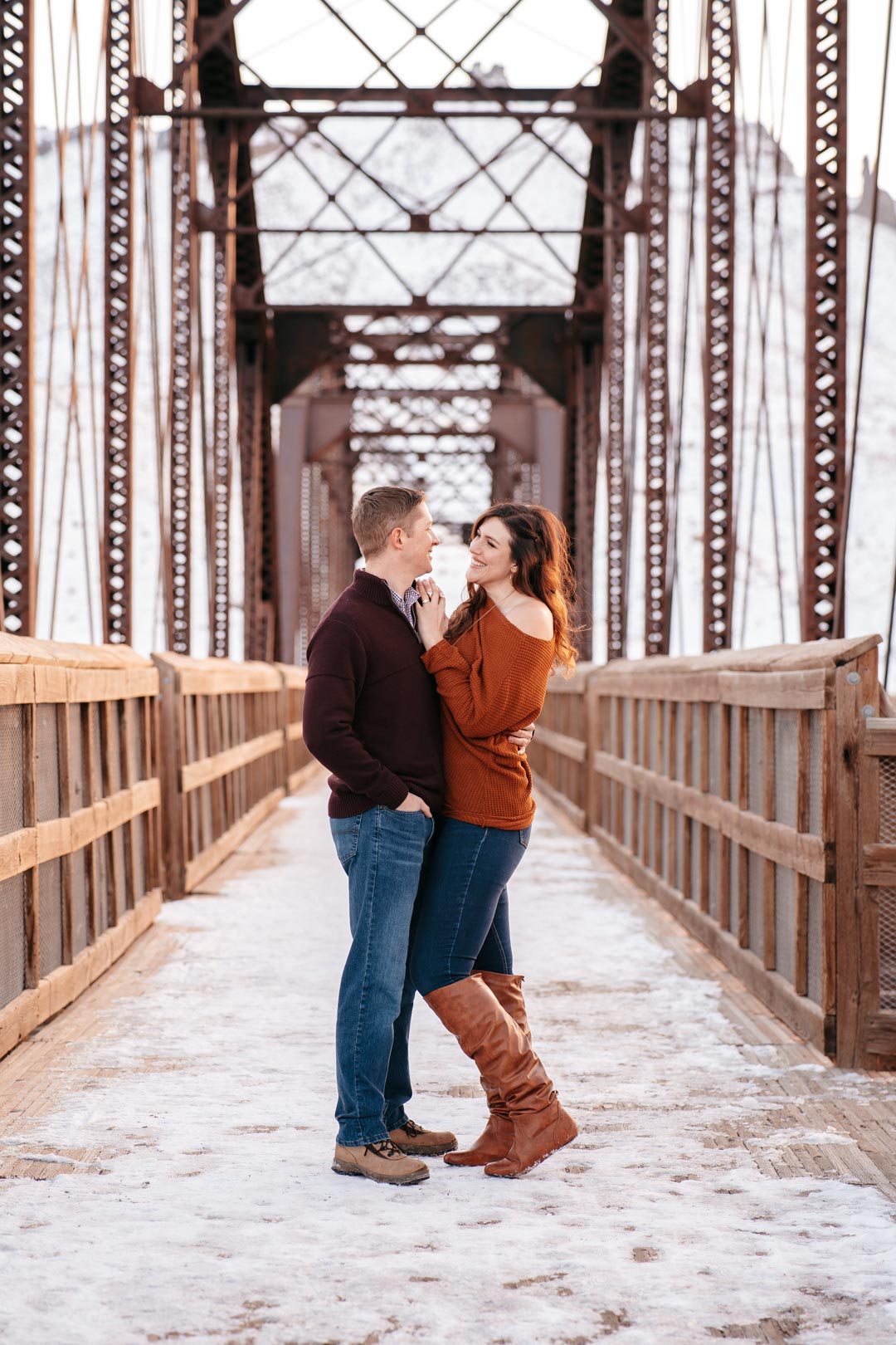 engagement photoshoot in idaho guffey butte bridge