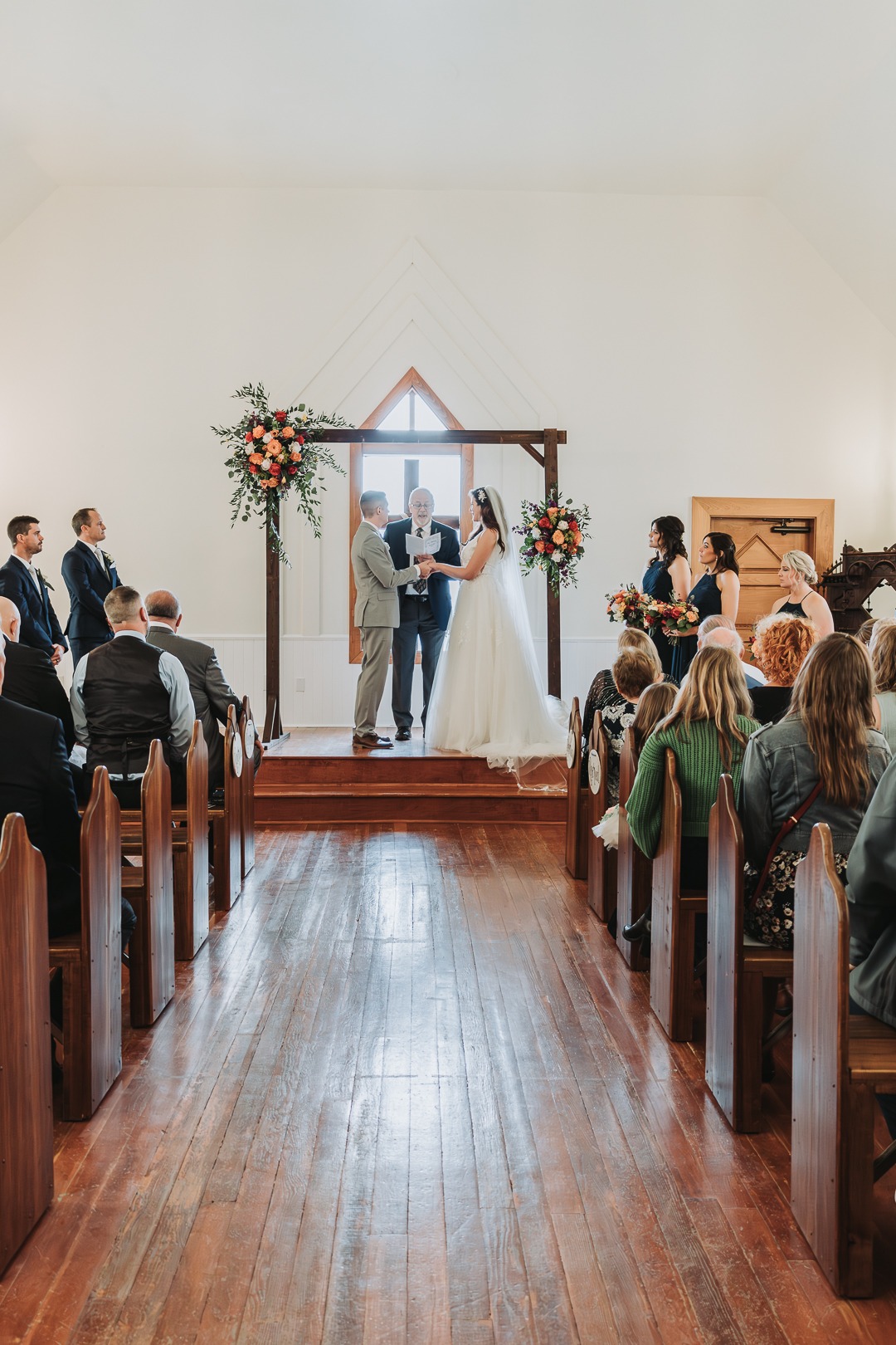 nampa wedding at still water hollow wedding photographer