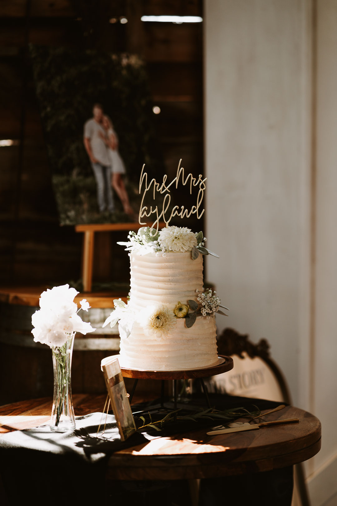 Idaho wedding photographer wedding cake